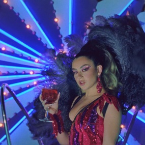 Charli XCX – Used To Know Me [2160P 4K] [Master MP4 3.41GB]