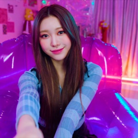 MOMOLAND X CHROMANCE – Wrap Me In Plastic [2160P 4K] [Bugs MP4 1.69GB]