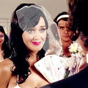 凯蒂·佩芮 Katy Perry – Hot N Cold 1080P [Master MOV 1.21GB]