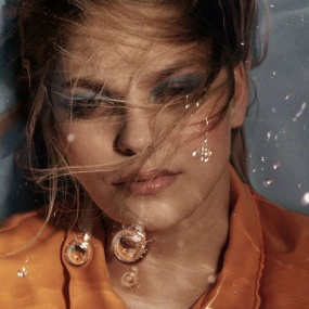 露安·艾梅哈 Louane – Donne-moi ton coeur [WEB-DL MKV 392.3MB]