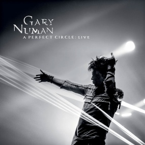 加里·努曼 Gary Numan – A Perfect Circle 2025 [BDMV 38.5GB]