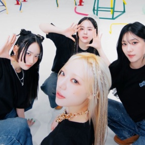 Kandis – Playground [2160P 4K] [Bugs MP4 1.56GB]