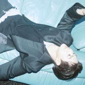 수호 Suho (EXO) – Who Are You – The 4th Mini Album [2025.09.22] [24Bit/96kHz] [Hi-Res Flac 448MB]