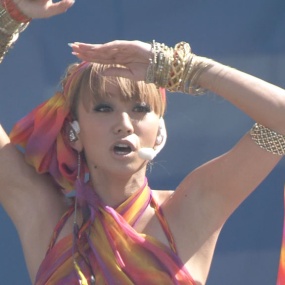 艾回夏日联合国2010全场演唱会 a-nation'10《TS HDTV 16.1G》