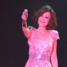 江蕙 戏梦 Jody 2010 Concert Live In Taipei 台北演唱会 [BDISO 38.8GB]
