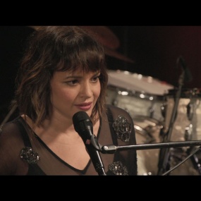 诺拉·琼斯-朗尼斯科特爵士俱乐部演唱会 Norah Jones Live At Ronnie Scott 2017 [BDISO 33.95GB]