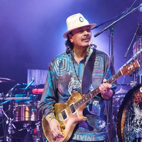 山塔纳乐团 拉斯维加斯 蓝调之家 现场音乐会 SANTANA IV: LIVE AT THE HOUSE OF BLUES, LAS VEGAS 2016《BDMV 38.00GB》