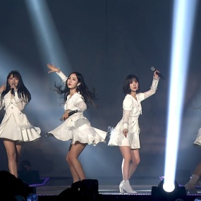 GFRIEND – 2018 GFRIEND FIRST CONCERT Season of GFRIEND [BDISO 2BD 85.35GB]