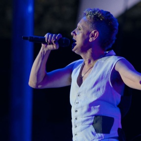 Depeche Mode 乐队 2019年演唱会实录和记录片 Depeche Mode Spirits in the Forest Live Spirits 2020 [BDMV 2BD 69.36GB]