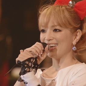 滨崎步 Ayumi Hamasaki 摇滚马戏团2010巡回演唱会最终场《ISO 43.4G》