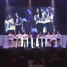 f(x)日本东京演唱会 f(x) the 1st concert DIMENSION 4 – Docking Station in JAPAN 2016《BDMV 37.9G》