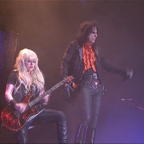 Alice Cooper's Halloween Night of Fear 2011 Blu-ray 3D AVC 1080p LPCM 2.0《BDISO 28.8G》