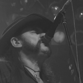 Motоrhead – The World Is Ours – Vol 1 (Everywhere Further Than Everyplace Else) 2011 [BDMV 35.4GB]