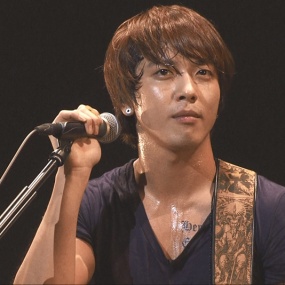 CNBLUE演唱会 CNBLUE Arena Tour 2012~COME ON!!!~@SAITAMA SUPER ARENA [BDMV 41.4GB]