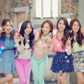 KARA组合MV精选第3弹 KARA Best Clips III 2013 [BDMV 29.5GB]