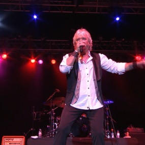 空气补给 2013 香港演唱会 Air Supply Live in Hong Kong 2013 [BDMV 32.5GB]