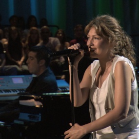 坦莉雅 2010演唱会 Thalia Primera Fila 2010《BDMV 20.7G》