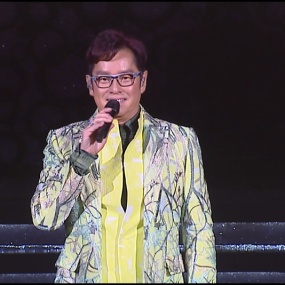 谭咏麟 Alan Tam 40th Anniversary 银河岁月40载 香港演唱会2015 [BDMV 2BD 80.04GB]