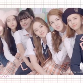 NiziU – NiziU 2021 Season's Greetings ENTRANCE 2020 [DVD ISO 4.06GB]