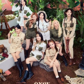 TWICE 트와이스 – TWICE Japan 2022 Season's Greetings ONCE WAY [DVD ISO 2.78GB]
