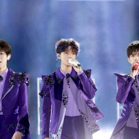 TFBOYS – 1826+开始·想象 TFBOYS 五周年演唱会 2018 24bits/48Khz [Hi-Res Flac 1.02GB]
