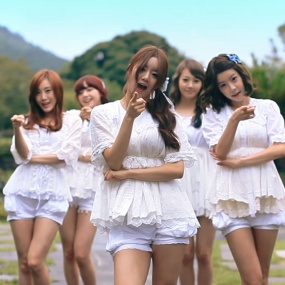 Girl's Day – Hug Me Once 4K 2160P [Master MOV 1.91GB]