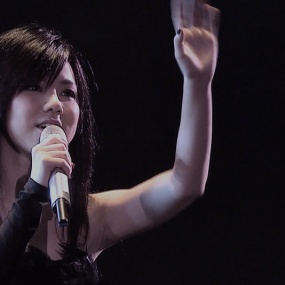 邓紫棋 GEM Get Everybody Moving 2011 香港红馆演唱会 [BDMV 40.6GB]