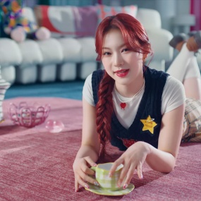 STAYC – Teddy Bear (Japanese Ver) 4K 2160P [Master MP4 1.15GB]