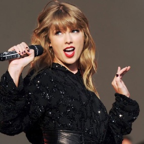 泰勒·斯威夫特 Taylor Swift – BBC The Biggest Weekend 2018 (Main Stage, Swansea, Singleton Park – 27May2018) [HDTV TS 3.22GB]