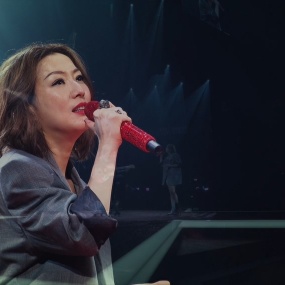 郑秀文 澳门绝密派对现场演唱会X生日会 Sammi By My Side Birthday Gig 2018 Live [BDISO 31.09GB]