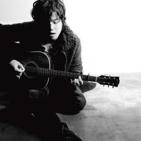 秦基博 – 僕らをつなぐもの (Premium Edition) 2009 [DVD ISO 2.59GB]