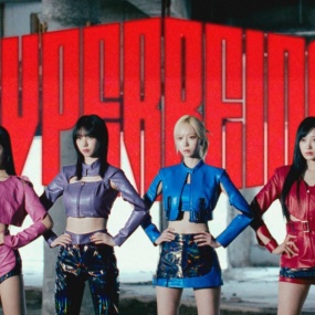 aespa – Licorice (Universe) [4K 2160P Bugs MP4 1.38G]