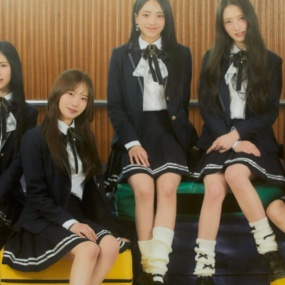 UNICODE – Let me Love [4K 2160P Bugs MP4 1.40GB]