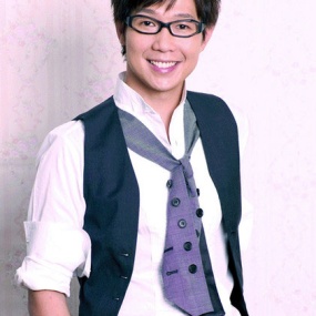 黄品冠MV合集 卡拉OK [DVD ISO 4.04GB]