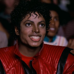 迈克尔·杰克逊 – 颤栗 Michael Jackson – Thriller [官方修复加AI画质增强] 4K 2160P [Master MKV 3.86GB]