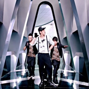 Jay Chou 周杰伦 – Mine Mine 4K 2160P [Master MP4 1.21GB]